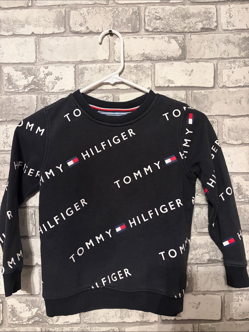 Tommy Hilfiger Signature Logo Scattered Front and Back Crew Sweatshirt